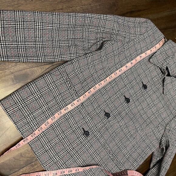 Oversized Women's Blazer   - Picture 5 of 7